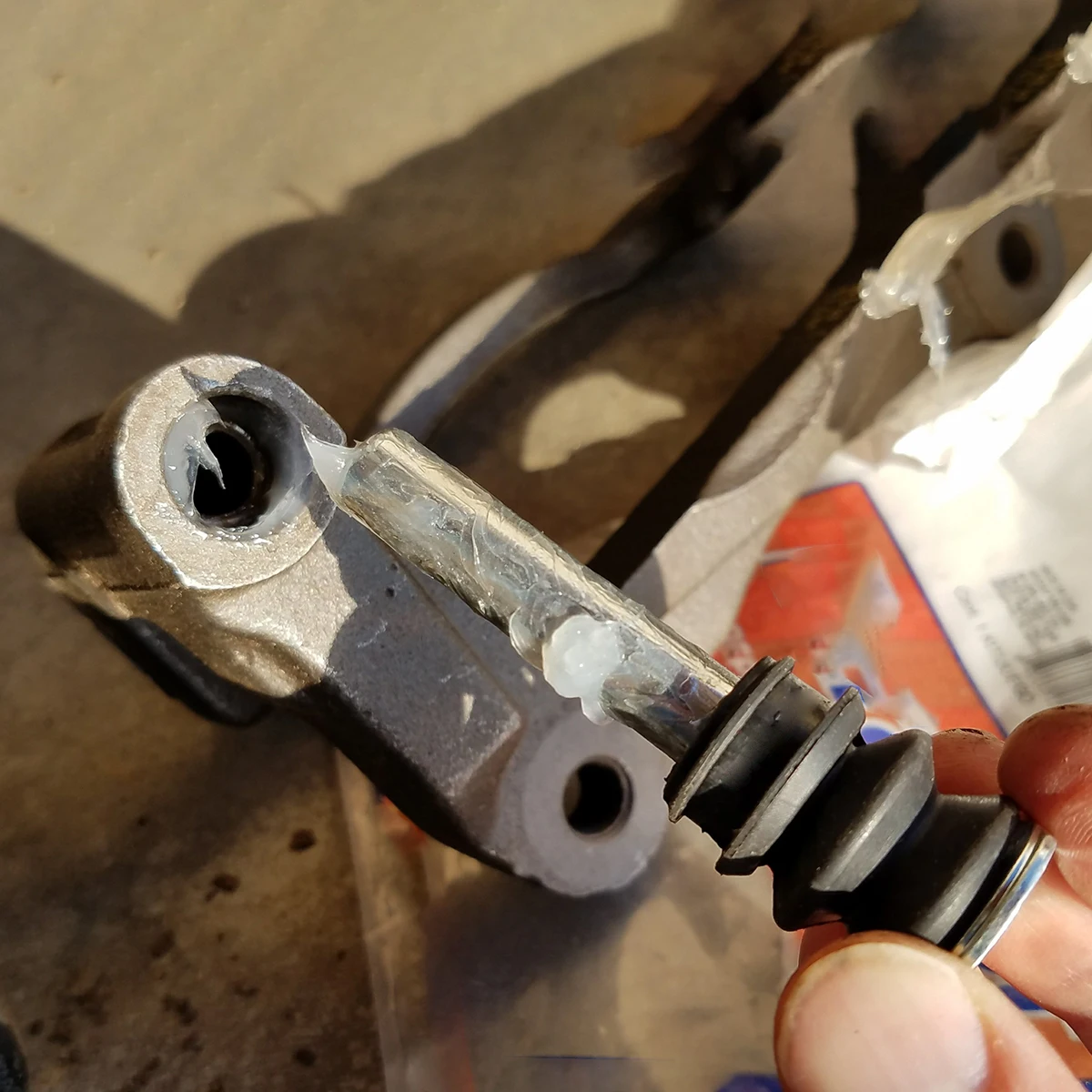 Front Brake Caliper Slider Gui - огляд і ціна Gliding Disc Slider